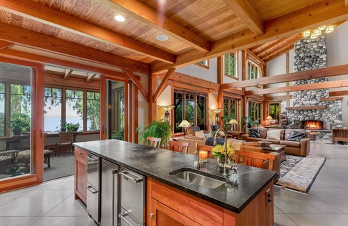 Rollingbay House | Fantastic waterfront home with fireplace, kayaks, pool table & washer/dryer