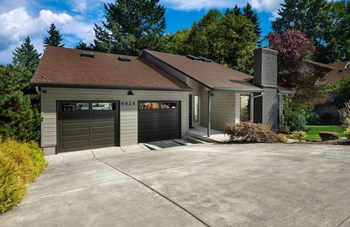 Rosemont Summit House | Fantastic West Linn Home w/Huge Gorgeous Deck on Green Space, Ping Pong Table, 11 Miles to Portland