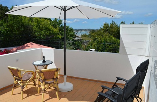 Alvor House | Far From The Madding Crowd…But Not Quite….