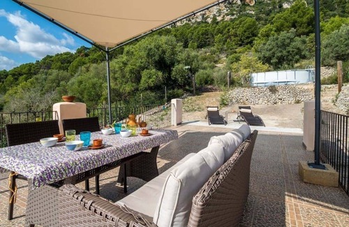 Son Antem House | Far from the Madding Crowd