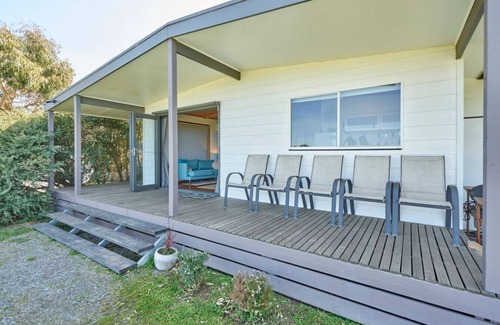 Venus Bay House | Far View - Pets, Linen, Wi-Fi, Netflix, Caravan