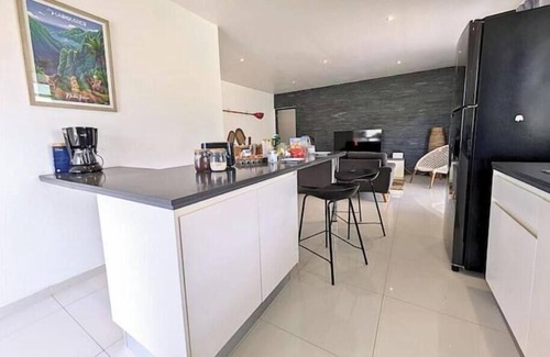 Mataiea House | Fare Fafapiti - A/C - Wifi- Pool