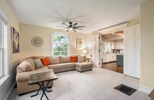 Petoskey Other | Farm House - Big Yard, Hot Tub, Fire Pit Area, Game Room Cabin, Near Town