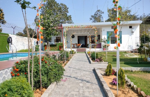 Gurugram House | Farm house for Party with Pool 5bhk