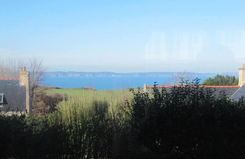 Poullan-sur-Mer House | farm sea view to the Douarnenez Bay