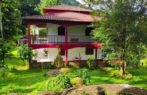 Casimiro de Abreu House | Farm with private waterfall