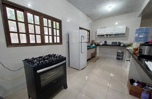 Cidade Jardim Tom House | Farm with swimming pool. Waterfall 200 meters away, in the Caiubura Condominium Bertioga, SP