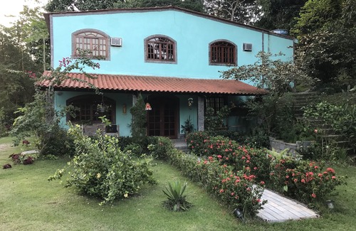Guapimirim House | Farmhouse and forest