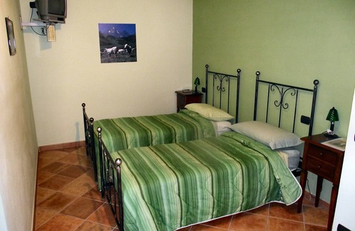 Flesie Other | Farmhouse/B.& B. "El cavajer"
