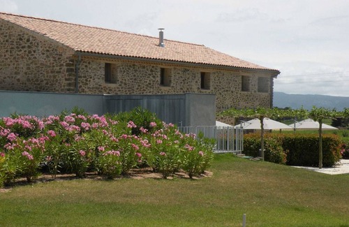 Rieux-Minervois Villa | Farmhouse in Languedoc with Pool & Vineyard Views