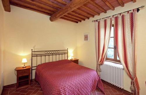 Loro Ciuffenna Other | Farmhouse in Loro Ciuffenna with Pool & Garden