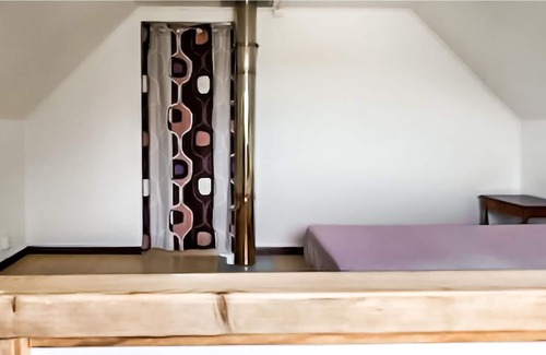 Vibble House | Farmhouse on a farm surrounded by trees about 1.5 km south of Visby.