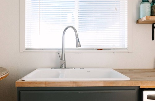 Tri-Cities Other | Farmhouse Style Guesthouse in Kennewick