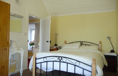 Ventry Other | Farmhouse with Magnificent Sea Views
