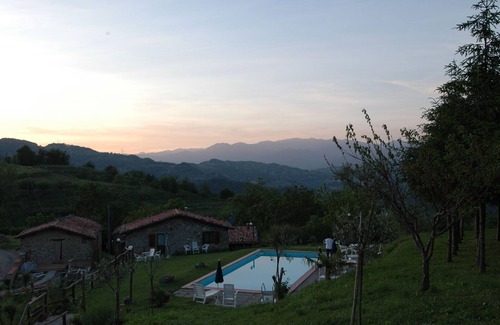 Gallicano Other | Farmhouse with swimming pool and indoor restaurant - Orlando