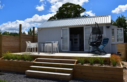 Northland Cabin | Farmview Cabin at Oromahoe Downs Farm