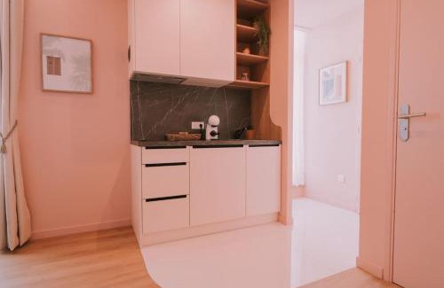 Roquefort-la-Bedoule Apartment | Farniente - Studio neuf climatisé - Parking