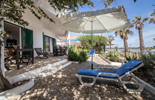 Praia de Faro Villa | Faro Beach House in Faro