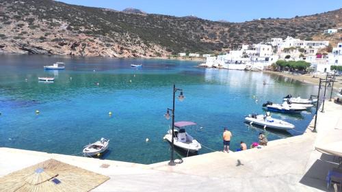 Sifnos Apartment | Faros Sea View Studio - Sifnos