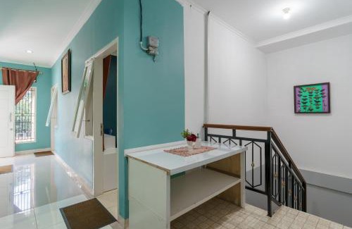Bogor Timur Hotel | Fast Hous Syariah Bogor Mitra RedDoorz
