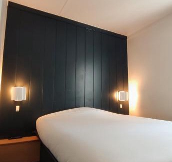 Laval Hotel | Fasthotel Laval