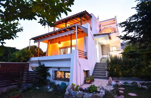 Palaio Tsifliki Villa | Fat Mermaid Seaside Villa