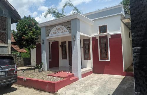 Purwokerto House | Favian Homestay