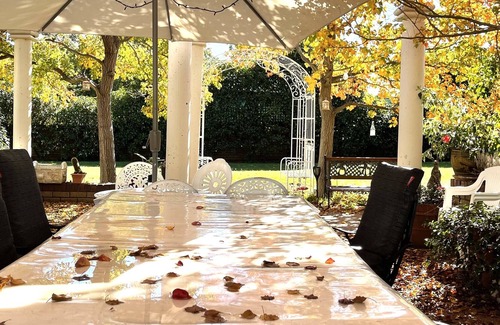 Lesmurdie House | Fay's Stays (A Unique Perth Hills Retreat)