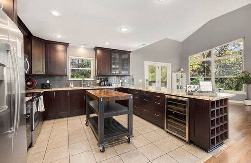 Fayetteville House | Fayettevilla - 3 min to the U of A and Bike Trails