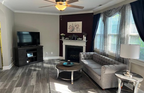 Cape Fear House | Fayetteville Home by Avarice