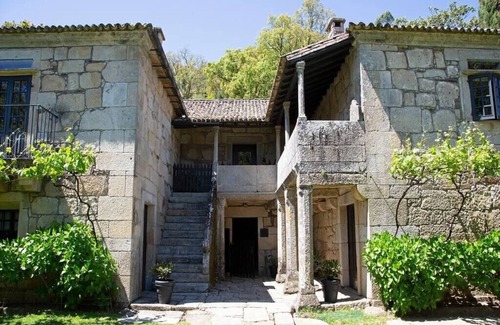 Eiras Villa | Fee4Me O' Pepito 1743 Abbot's House