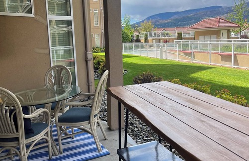 North End Condo | Feel at home in our Pool Level king Casa at Discovery Bay Resort.
