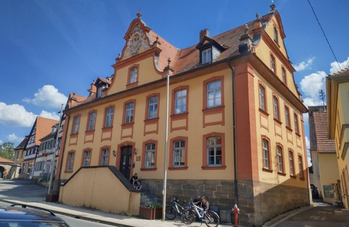 Schesslitz Apartment | Feel at home . your home away from home