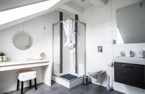 Versbach Apartment | Feel good in the DachtRaum Würzburg