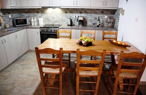 Agios Vasileios Villa | Feel your quiet!