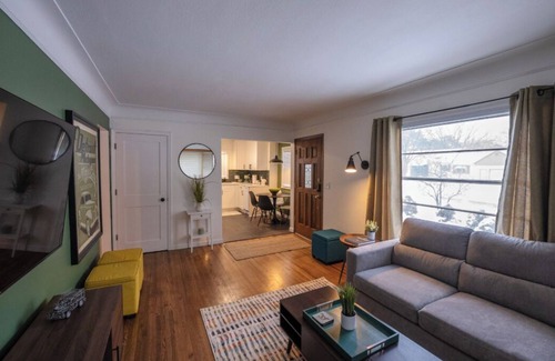 Richfield House | Feels like Home/Fast Wifi/Close to the Airport