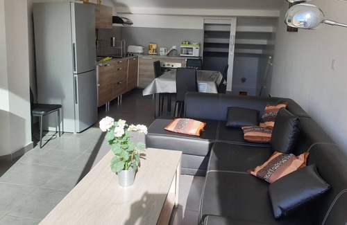 Fos-sur-Mer Apartment | FEET IN THE WATER AT 100M BEACH WITH TERRACE OF 19 M² + SEA VIEW
