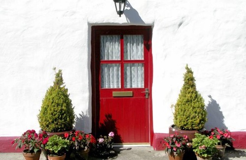 Lauragh Cottage | FEHANAUGH COTTAGE, country holiday cottage in Lauragh, County Kerry