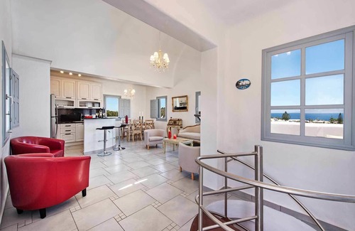 Kamari Villa | Felicity Villas Santorini Luxury House