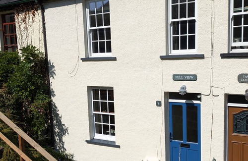 Portinscale Cottage | Fell View - sleeps 4 guests in 2 bedrooms