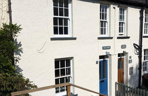 Portinscale Cottage | Fell View - sleeps 4 guests in 2 bedrooms