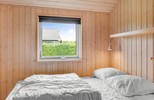 Egense House | "Femke" - 250m to the inlet by Interhome