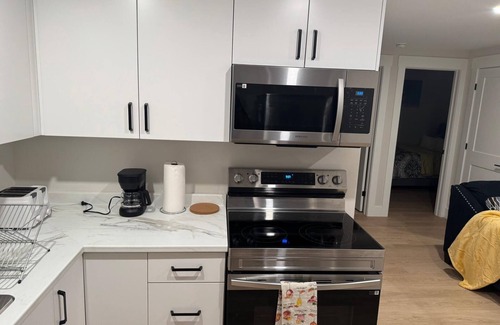 Moncton Apartment | FemMac's Place