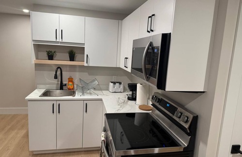 Moncton Apartment | FemMac's Place