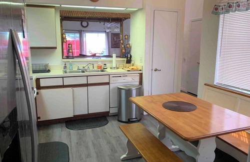 Stafford Park House | Fenced Private Pool 20 minutes to Universal and Disney Parks