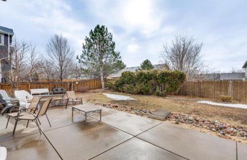 Vista Ridge House | Fenced Yard and Trail Access Dog-Friendly Erie Home