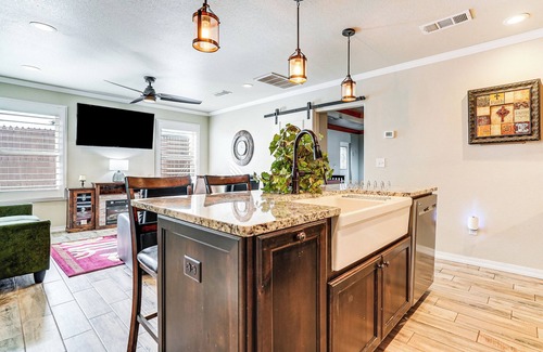Amarillo House | Fenced Yard: Modern Barndominium in Amarillo!