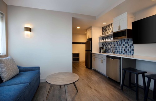 Fenwick Island Hotel | Fenwick Shores, Tapestry Collection by Hilton