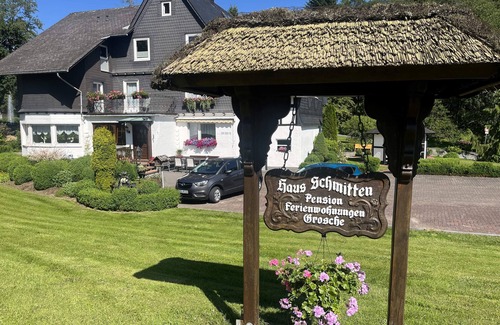 Elkeringhausen Apartment | Ferienwohnung "orkeblick" mit Küchenzeile