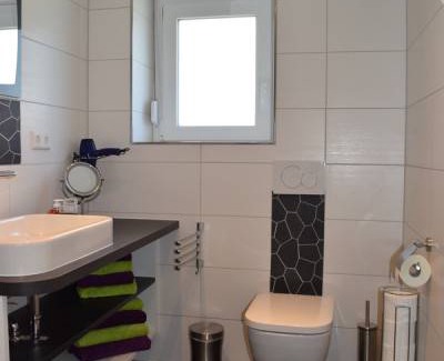 Haslach im Kinzigtal Apartment | Ferienwohnung 80qm, 2 Schlafzimmer, max. 4 Personen